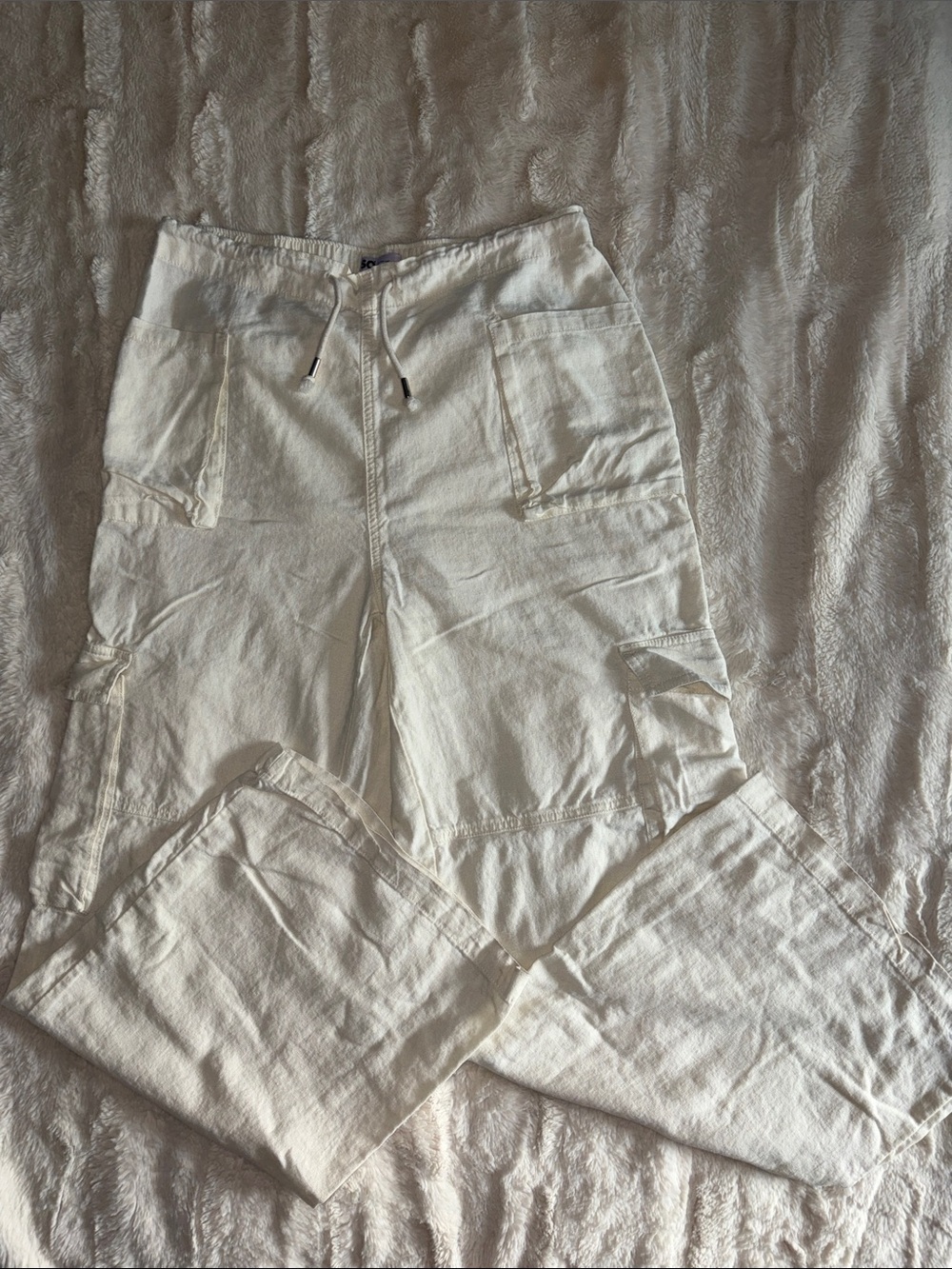 SO Women's Cream Linen Wide Leg Cargo Pants with Drawstring Waist- NEW Sz L
